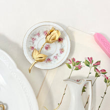 Load image into Gallery viewer, Vintage Rose Themed Styling Kit