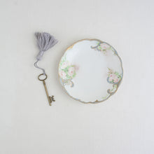 Load image into Gallery viewer, Romantic Gray + Silver Styling Accessories