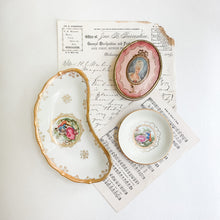 Load image into Gallery viewer, Victorian Style Styling Pieces
