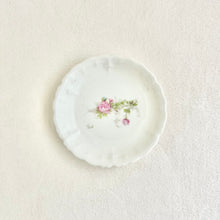Load image into Gallery viewer, Assorted Vintage Ring Dishes