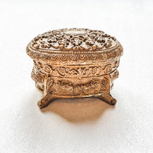 Load image into Gallery viewer, Antique Gold Filigree Trinket Box