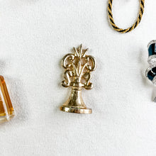 Load image into Gallery viewer, Black and White Styling Kit for Photographers