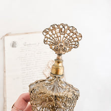 Load image into Gallery viewer, Vintage Ormolu Filigree Perfume Bottle