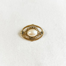 Load image into Gallery viewer, Vintage Victorian Style Gold and Pearl Brooch
