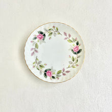 Load image into Gallery viewer, Assorted Vintage Ring Dishes
