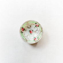 Load image into Gallery viewer, Vintage Hand-Painted Ring Dish 3&quot;
