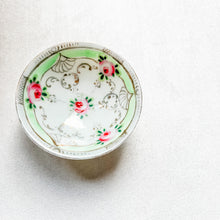 Load image into Gallery viewer, Vintage Hand-Painted Ring Dish 3&quot;
