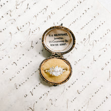 Load image into Gallery viewer, English Oval Antique Ring Box
