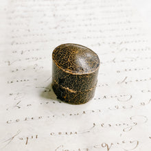 Load image into Gallery viewer, English Oval Antique Ring Box
