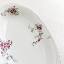 Load image into Gallery viewer, Vintage Oval Floral Dish
