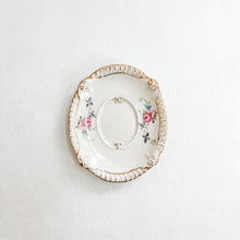 Load image into Gallery viewer, Petite Vintage Floral Dish
