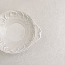 Load image into Gallery viewer, Petite White Dish
