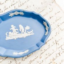 Load image into Gallery viewer, Petite Blue Oval Wedgwood Tray
