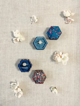 Load image into Gallery viewer, Floral Ring Box for Weddings Photography Props or Flat Lay Styling
