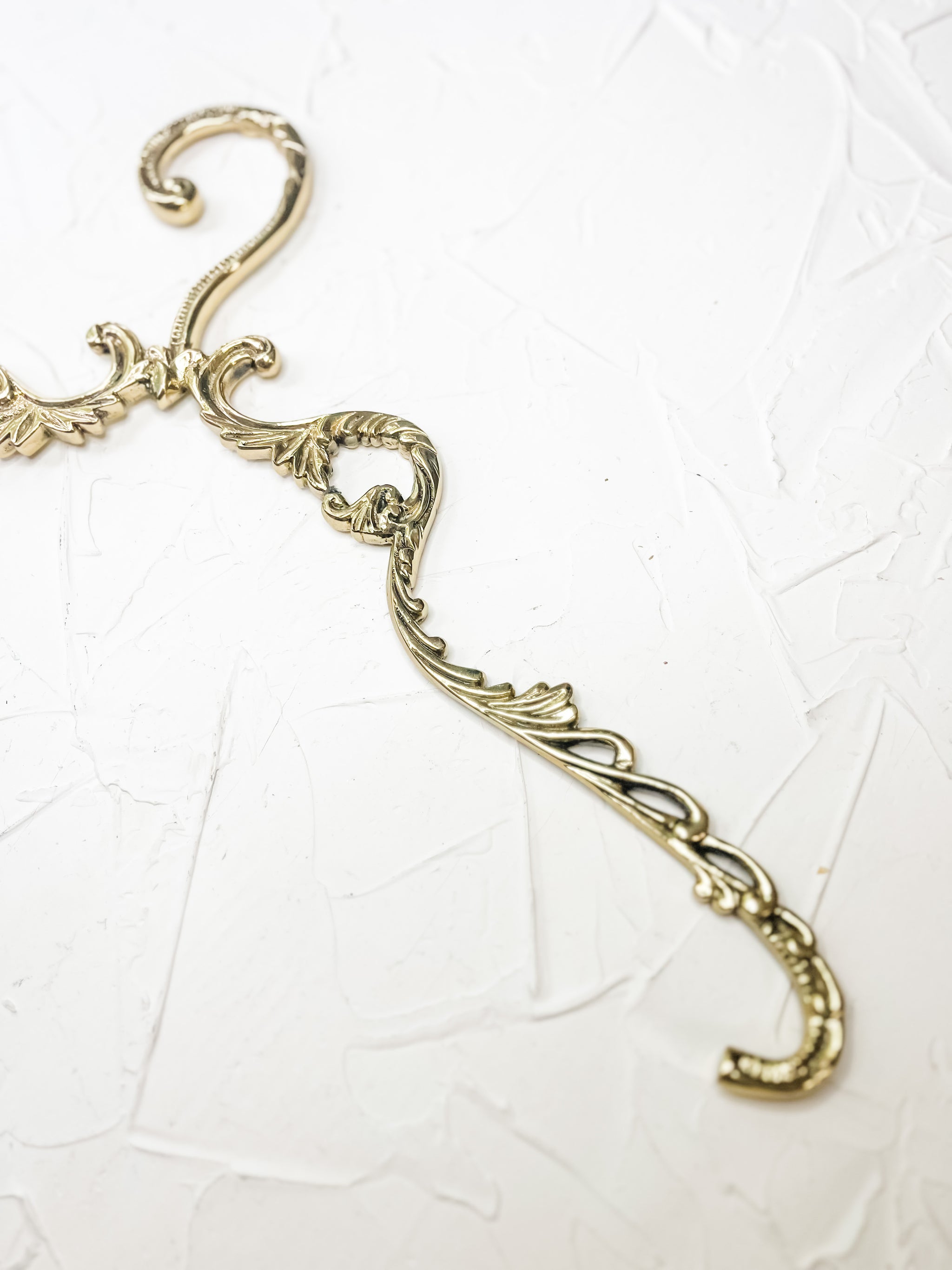 gold wedding dress hanger Gold quinceanera dress hanger / quinceanera-decor main image 1