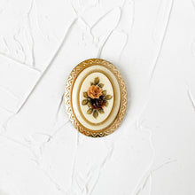 Load image into Gallery viewer, Vintage Style Cameo Brooch and Pendants
